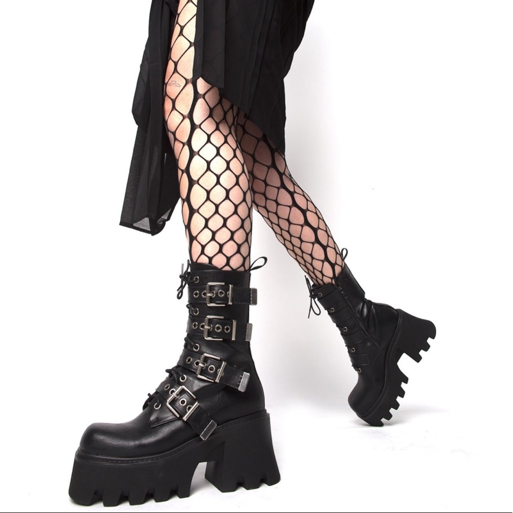 Hysteria chunky platform boots Koi Footwear